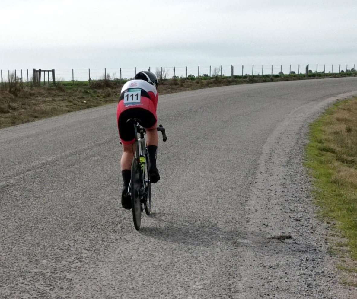 Ciclismo Luis Pablo Puentes hizo podio en Flores 3