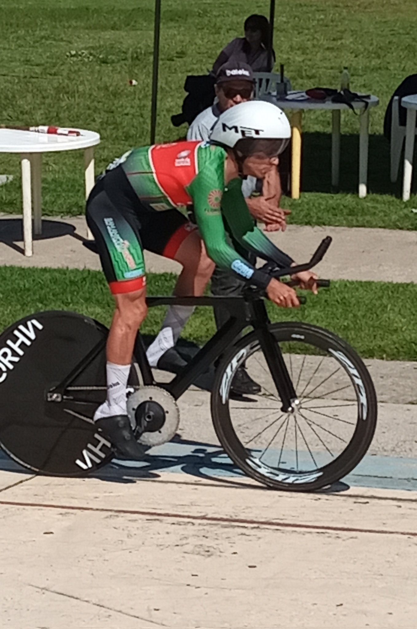 Diego Jamen Campeón de Kilómetro Contrarreloj 