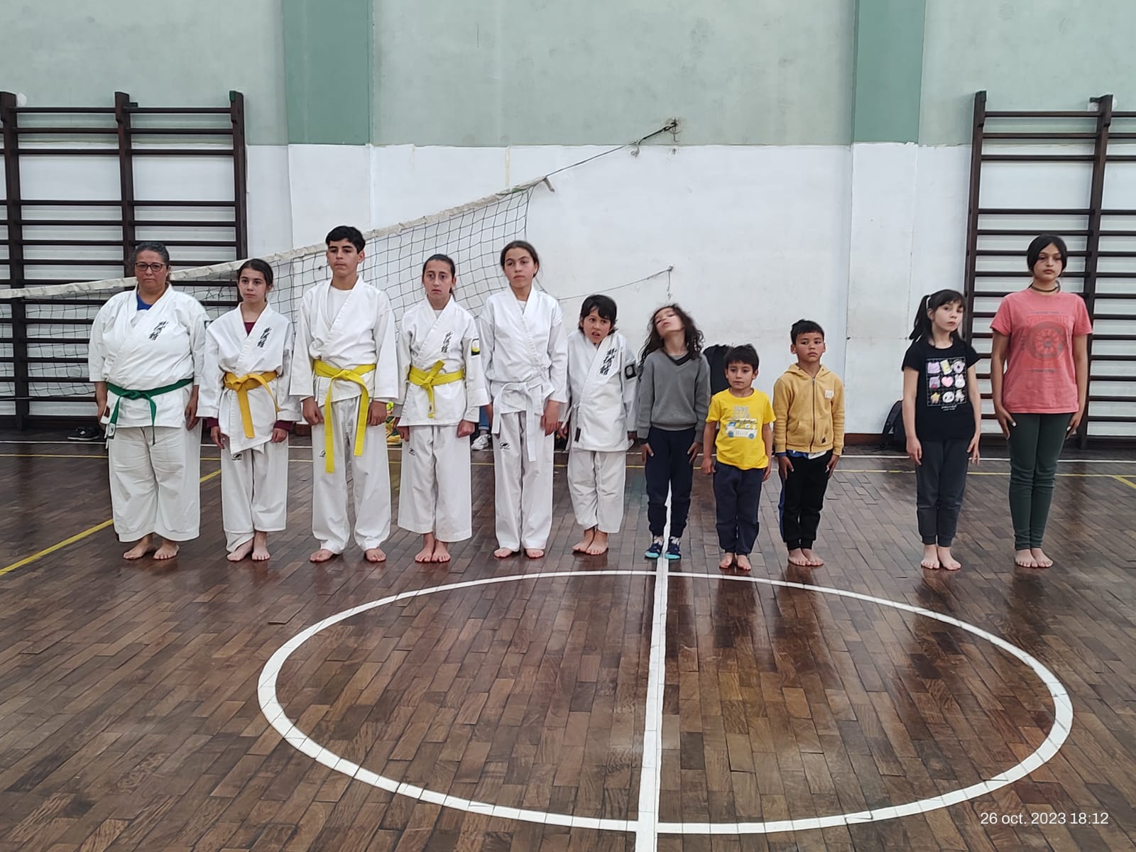 Escuela Departamental de Karate viaja a Paraguay