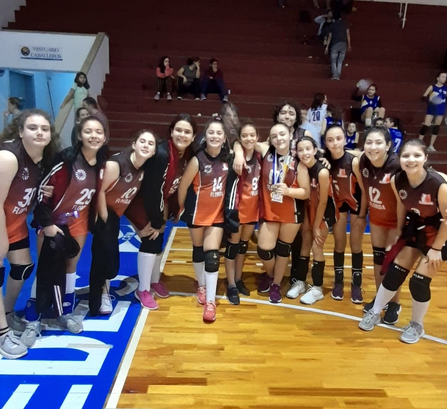 Escuela Municipal de voleibol sub 13 fue segunda en Mercedes