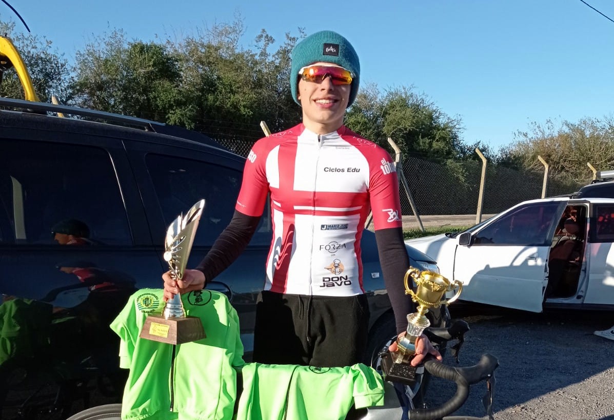 Luis Pablo Puentes sigue obteniendo logros en el ciclismo juvenil 2