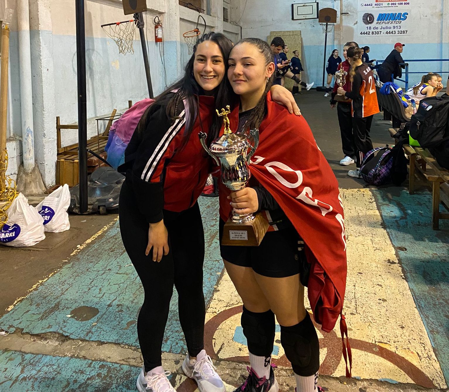 Voleibol Destacada actuación de Las Lobitas en la Ruta de Minas