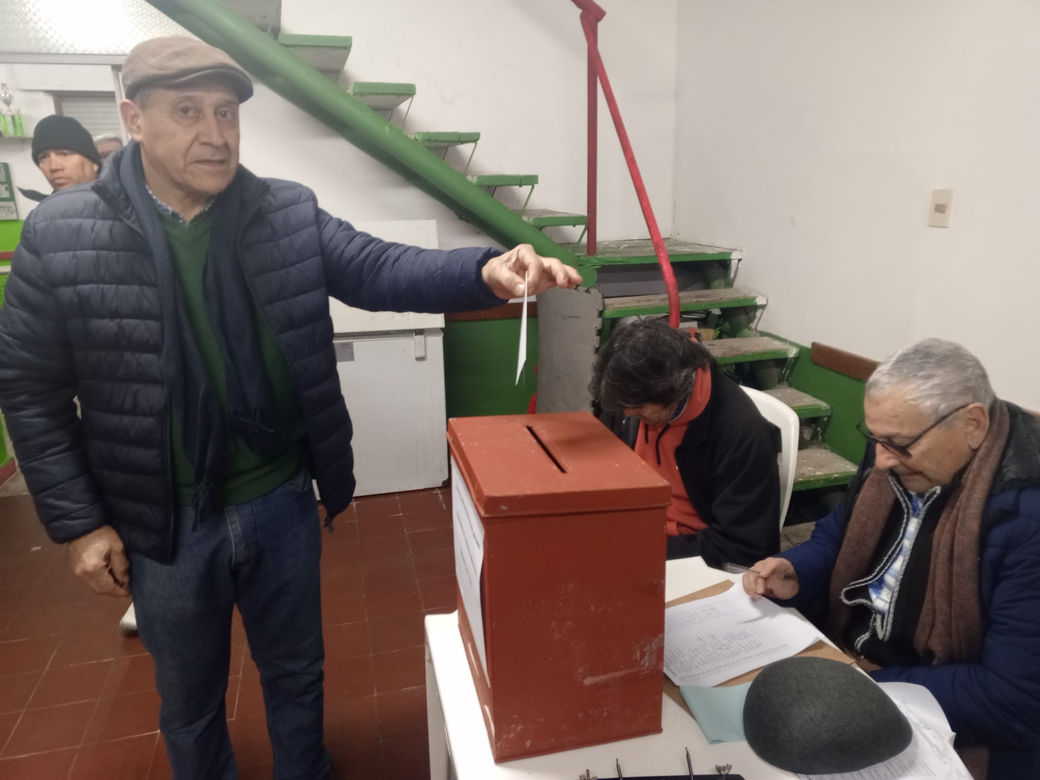 San_Antonio_eligió_a_Emilio_García_como_presidente_y_apunta_a_recuperar_las_carreras_nocturnas.jpeg